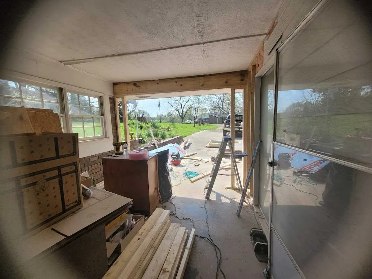 Air movers and dehumidifier for Drying & Dehumidification in Independence